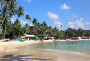 unawatuna unawatuna 1 300x205